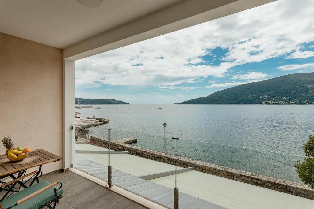 Apartments Joy Herceg Novi Exterior photo