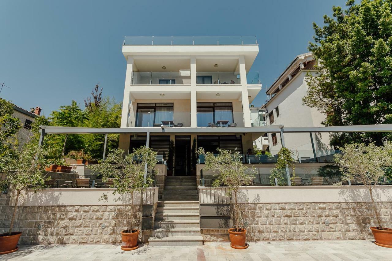 Apartments Joy Herceg Novi Exterior photo